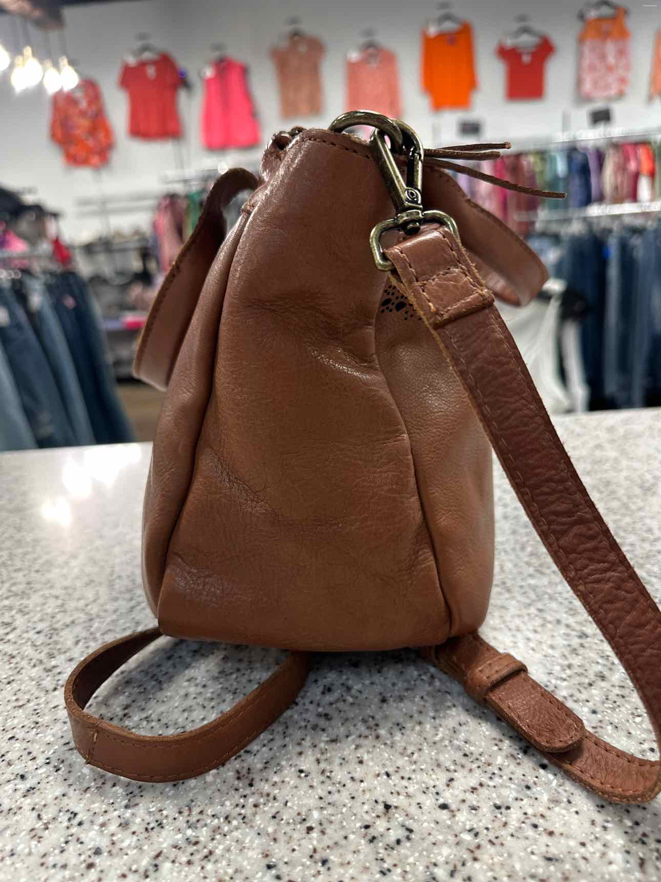 Unbranded Size Medium Brown Handbags