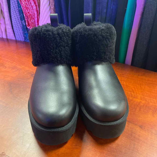 UGG Ultra Mini Alina Curled Genuine Shearling Platform Black Boots Size 7
