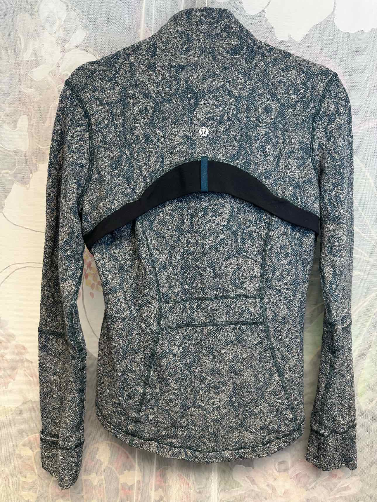 Lululemon Define Fleece Zip Up Size 10 Grey/Teal Jacket Top