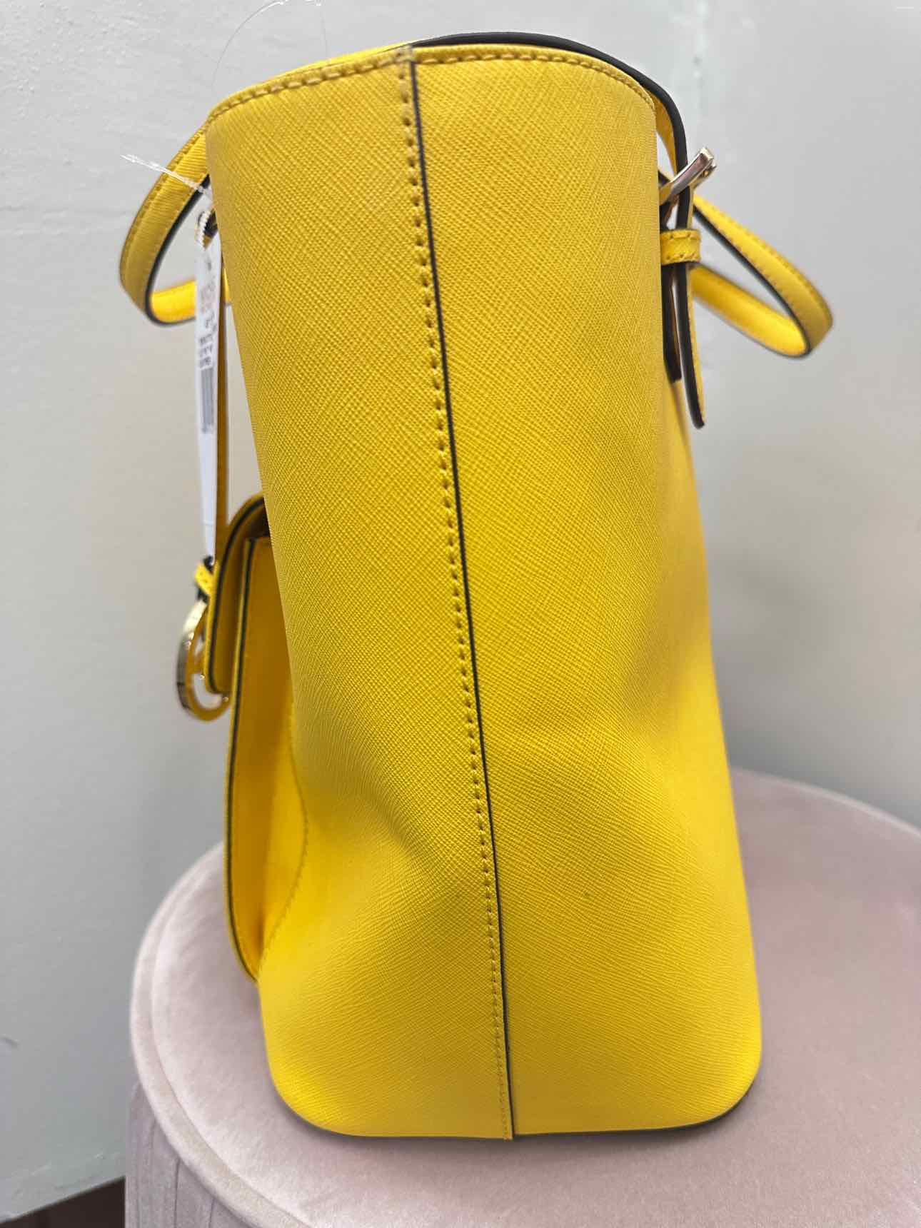 Michael Michael Kors Size M/L Yellow Handbags