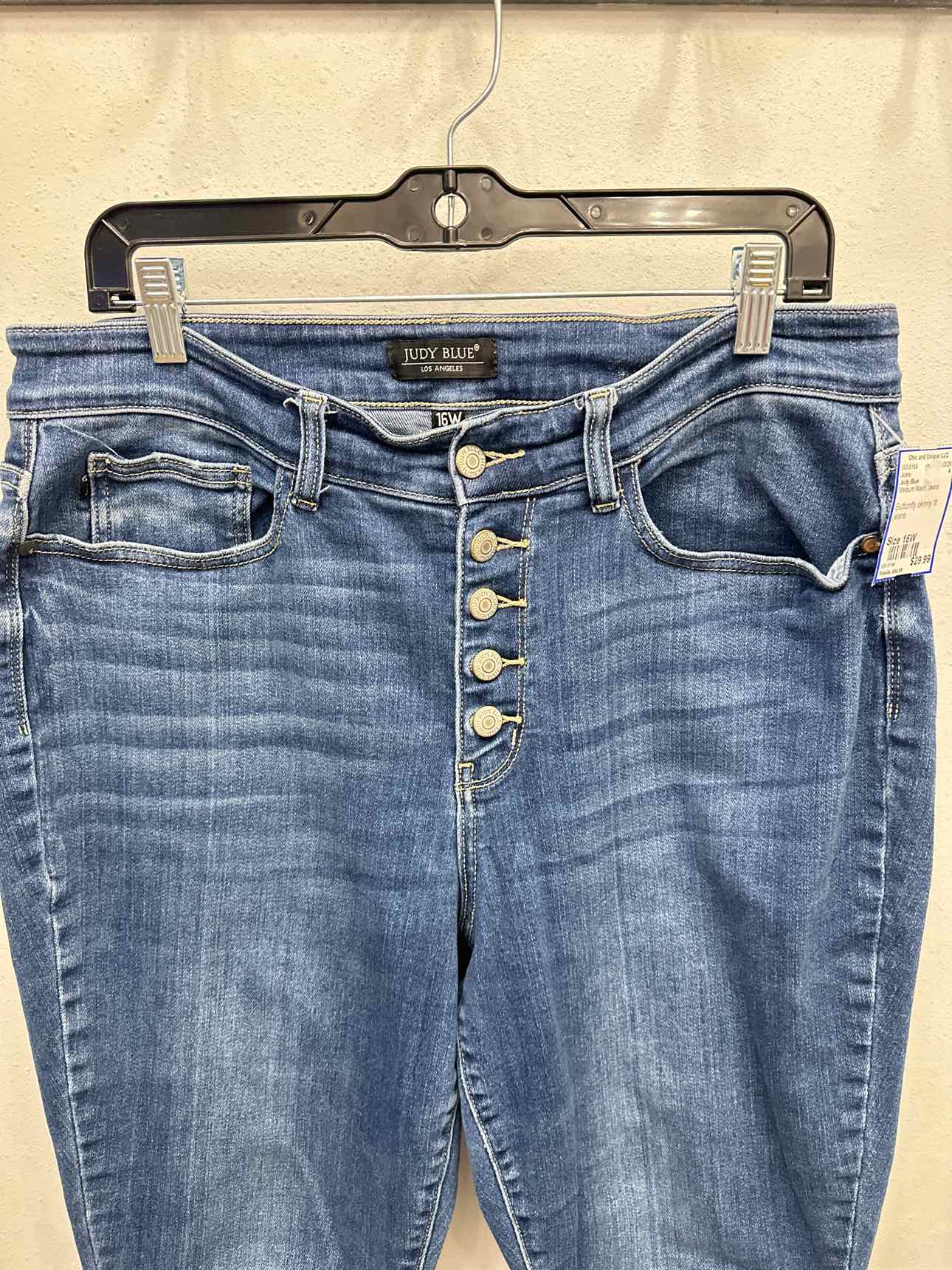 Judy Blue Jeans Size 16W Medium Wash Button Fly Skinny