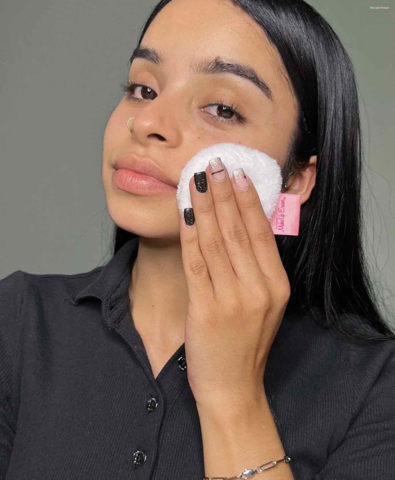 The Original Make Up Eraser Reusable Toner Puffs 7 Day Set