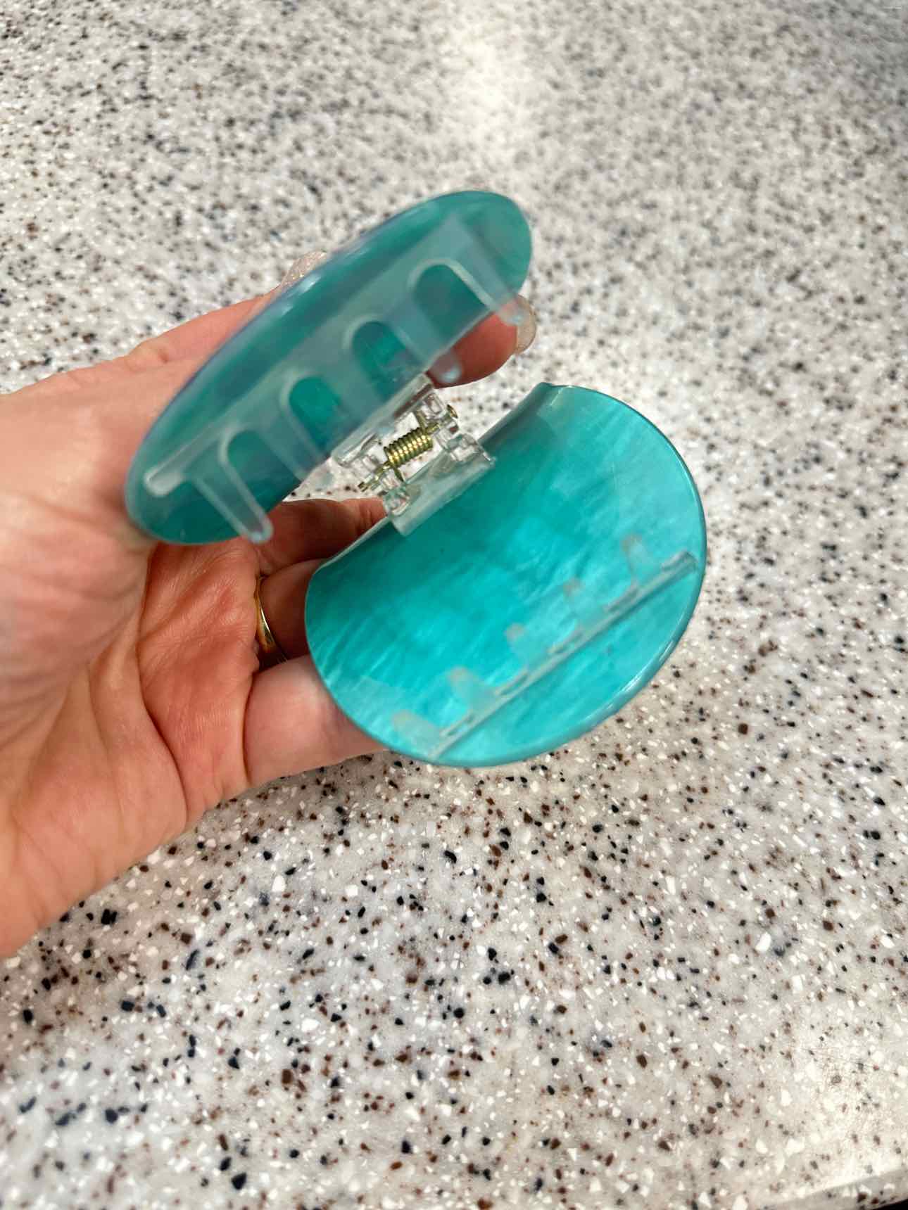Fun Hair Claw Clip