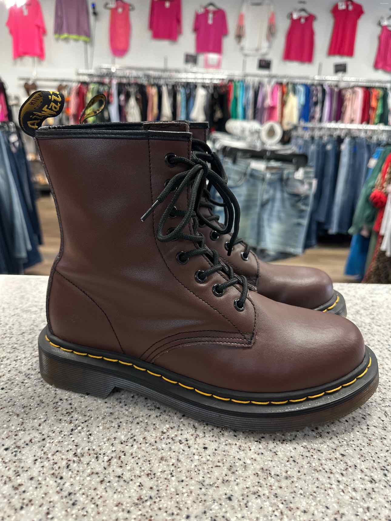 NEW Dr. Martens Size 10 Brown 1460 Leather Lace Up Boots
