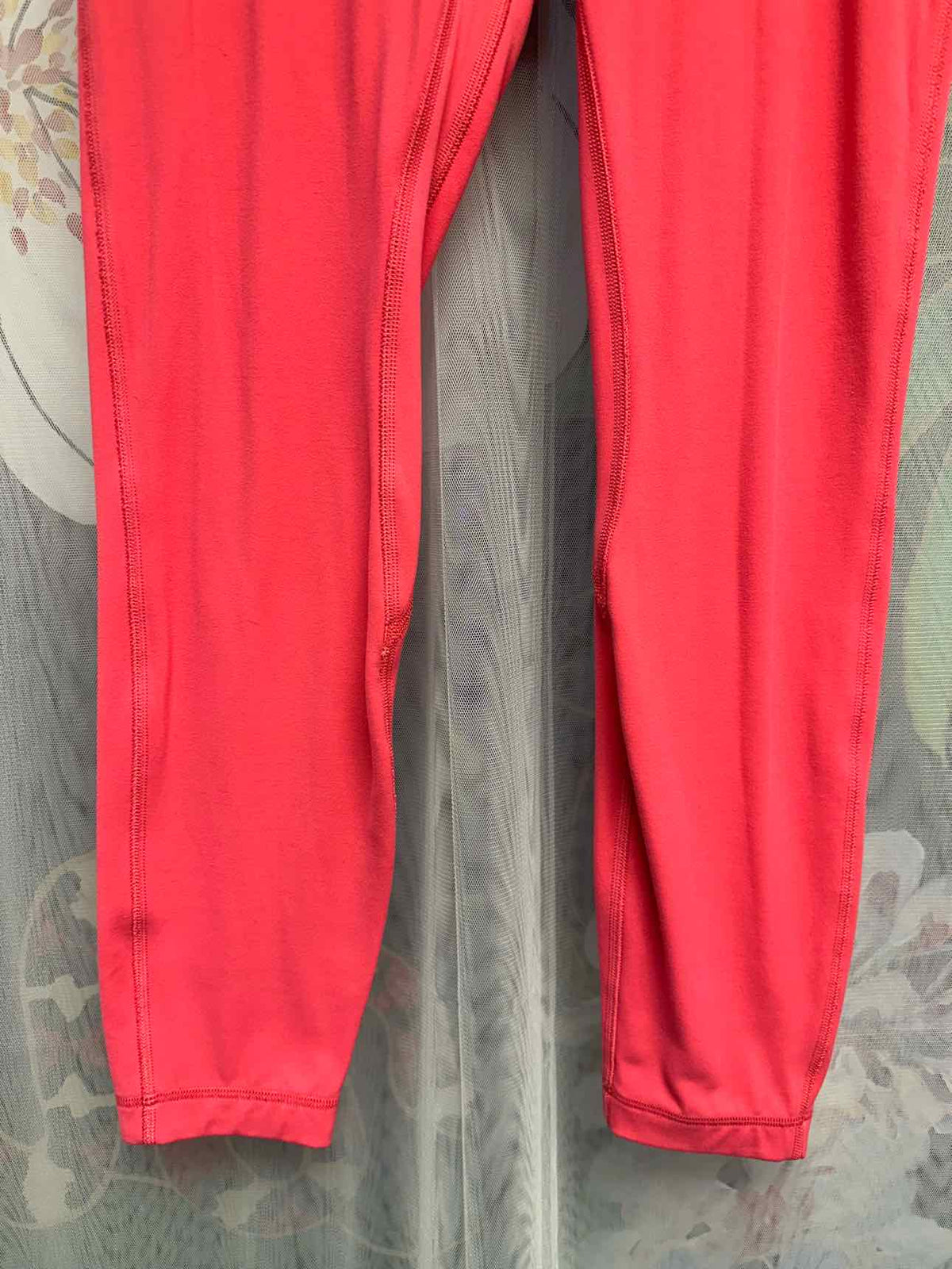 Lululemon High Rise Align Size 6 Hot Pink Leggings