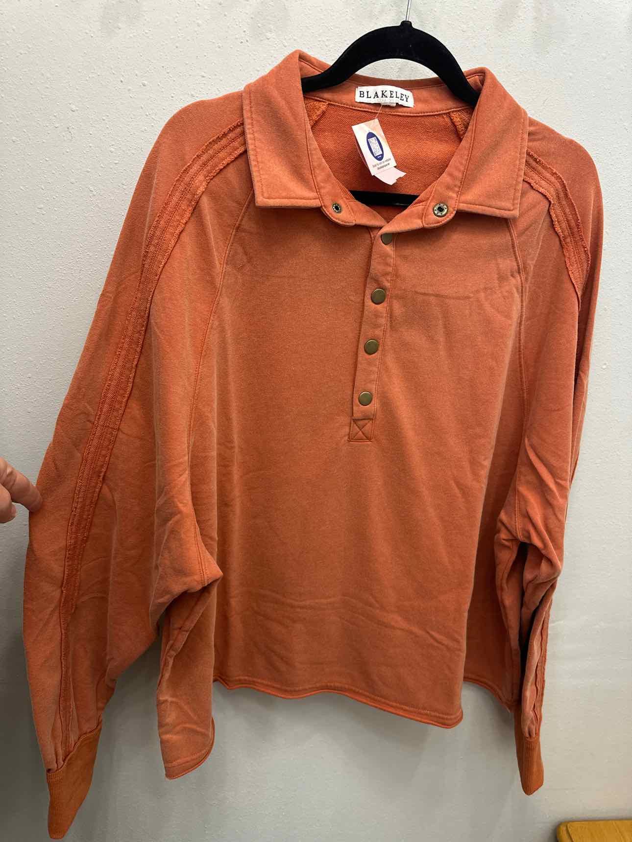 Marley Snap Button Pullover Sweatshirt Raw Hem Pullover Top