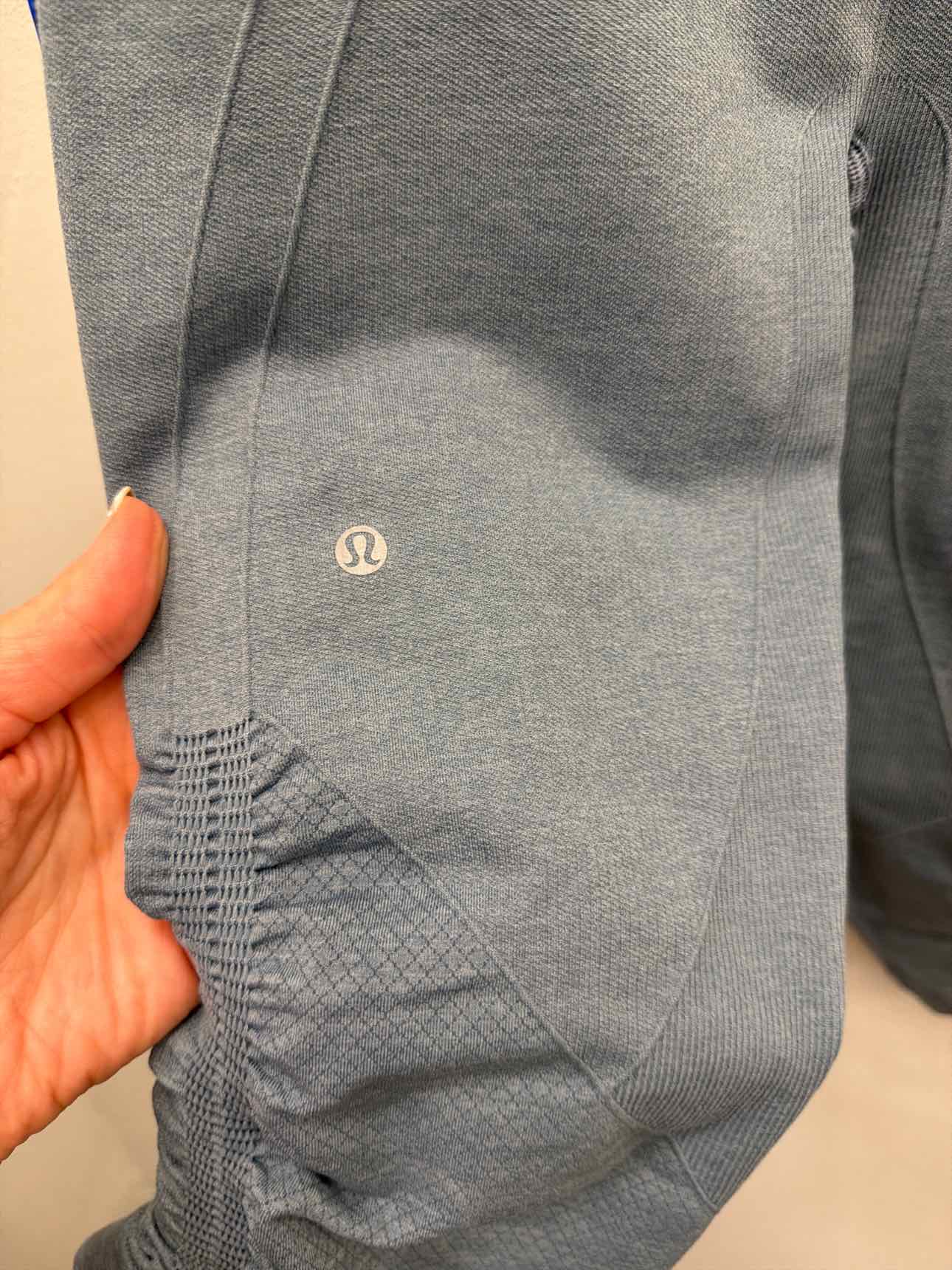 Lululemon Size 6 Blue Athletics