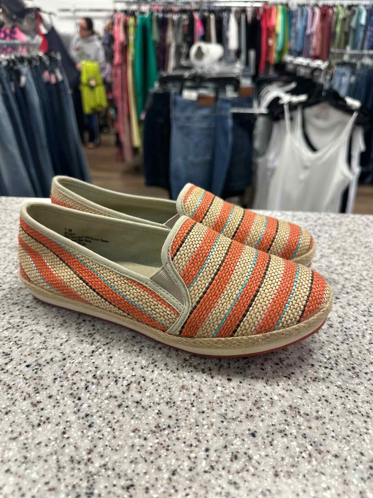 RuffHewn Size 7 1/2 Orange/Tan Shoes