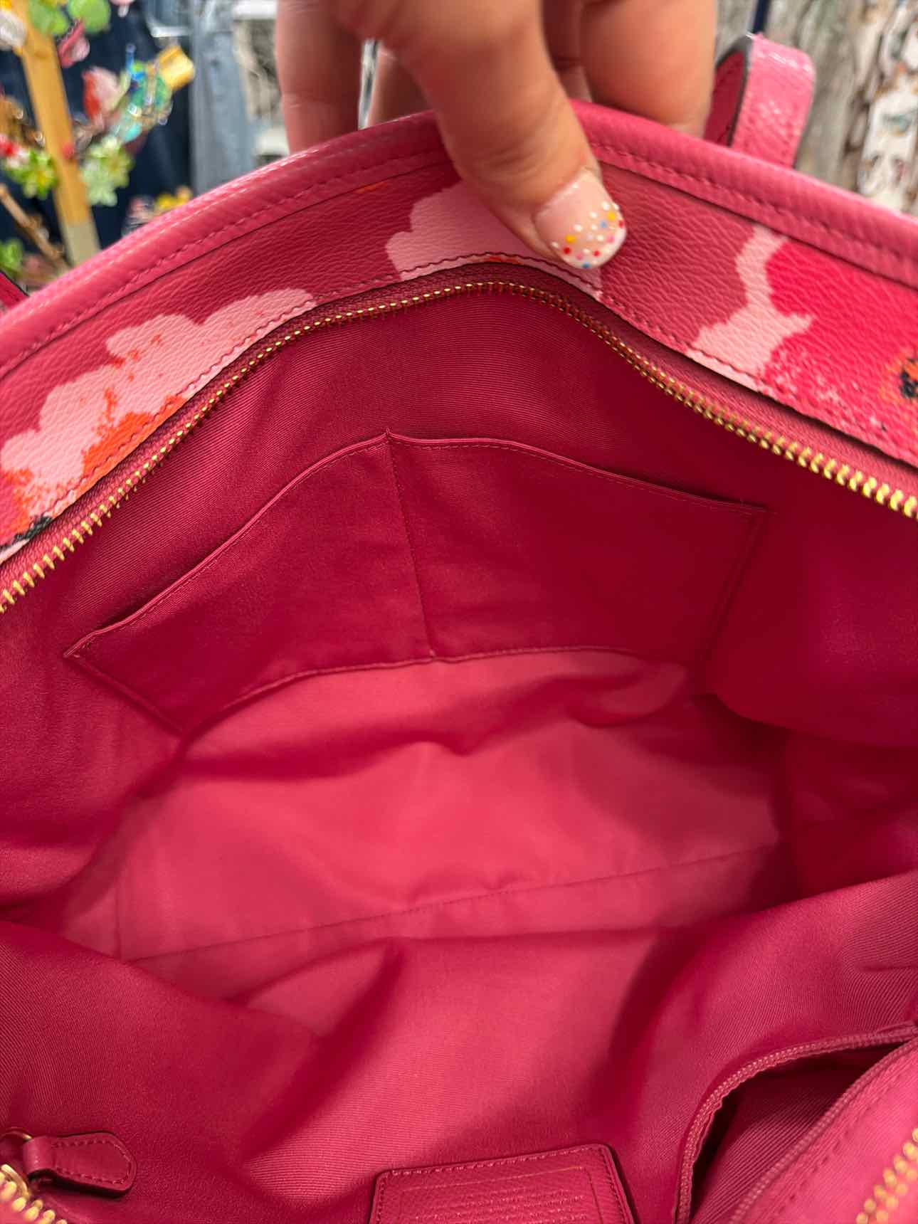 Coach Large City Zip Dahlia Wildflower Tote Pink Handbags