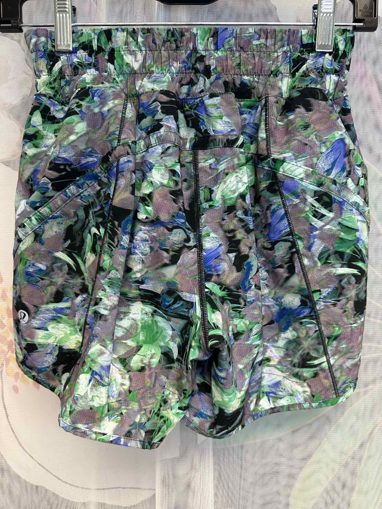 Lululemon Speed Up High Rise 5" Inseam Size 4 Green/Grey Athletic Shorts