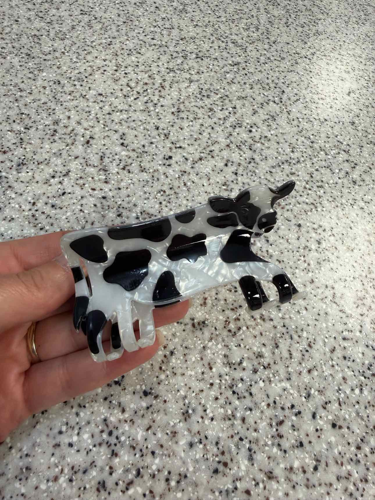 Black and White Cow Claw Hair Clip