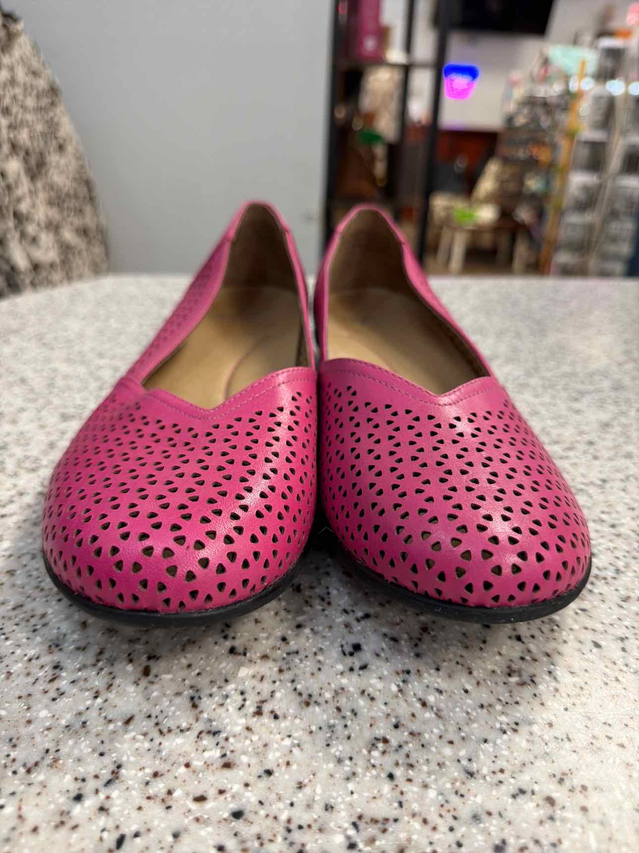 Dansko Size 40 Hot Pink Shoes