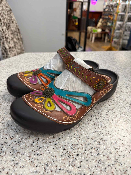 L'artiste Size 40 Brown/Multi Shoes