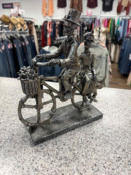 Gothic-Style Skeleton Bride and Groom Bicycle Halloween Figurine Home Decor NEW