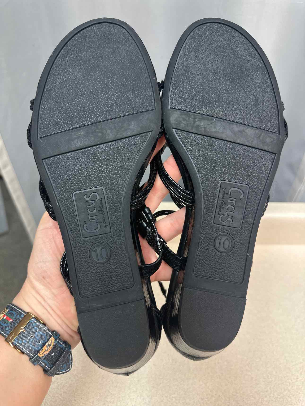 Circus Size 10 Black sandal