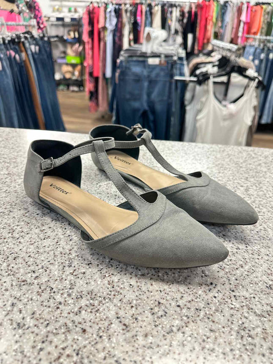 Veittes Size 9 Gray Shoes