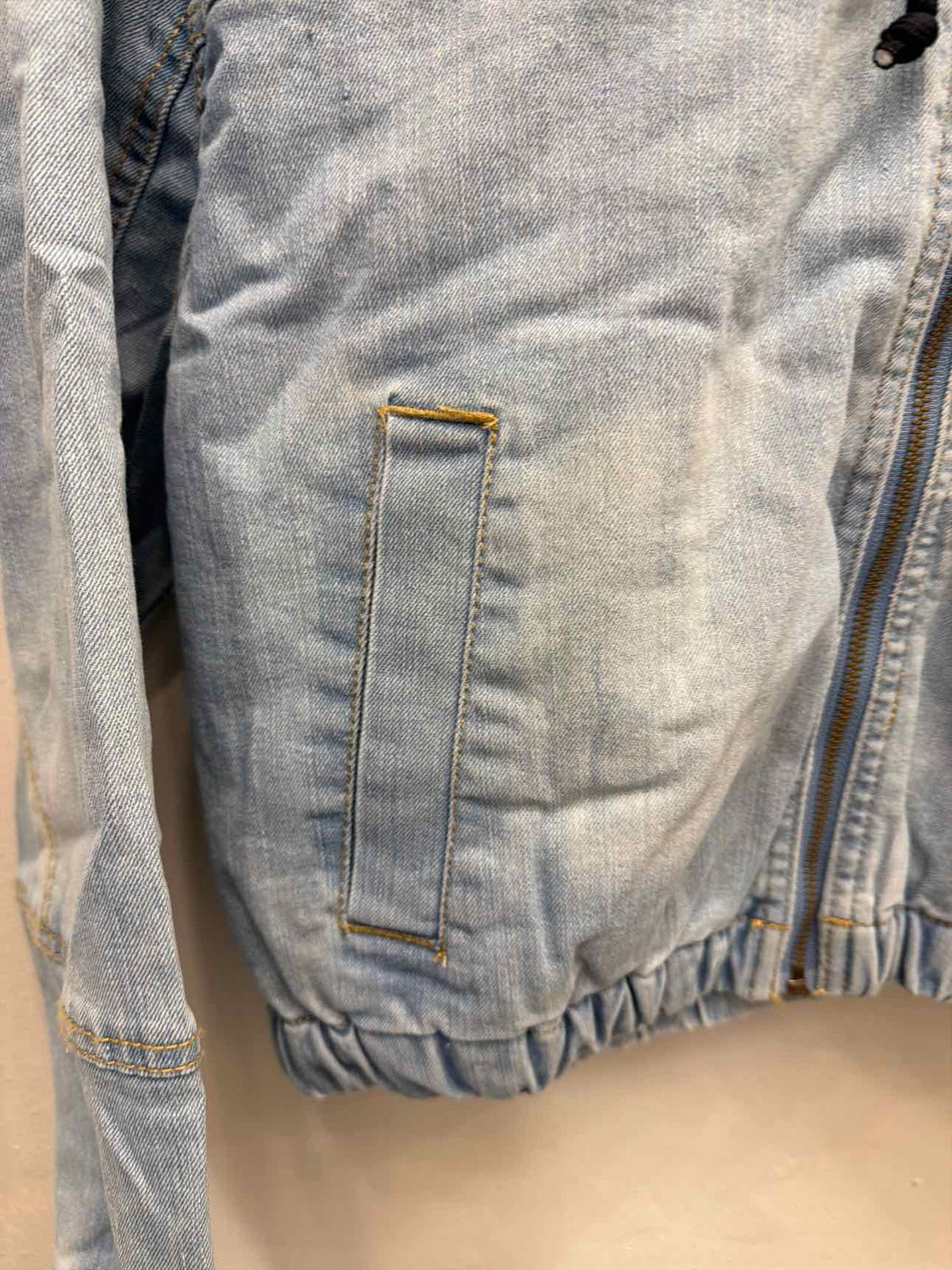 BHJ California Cropped Hooded Sherpa Lined Zip Up Denim Coat