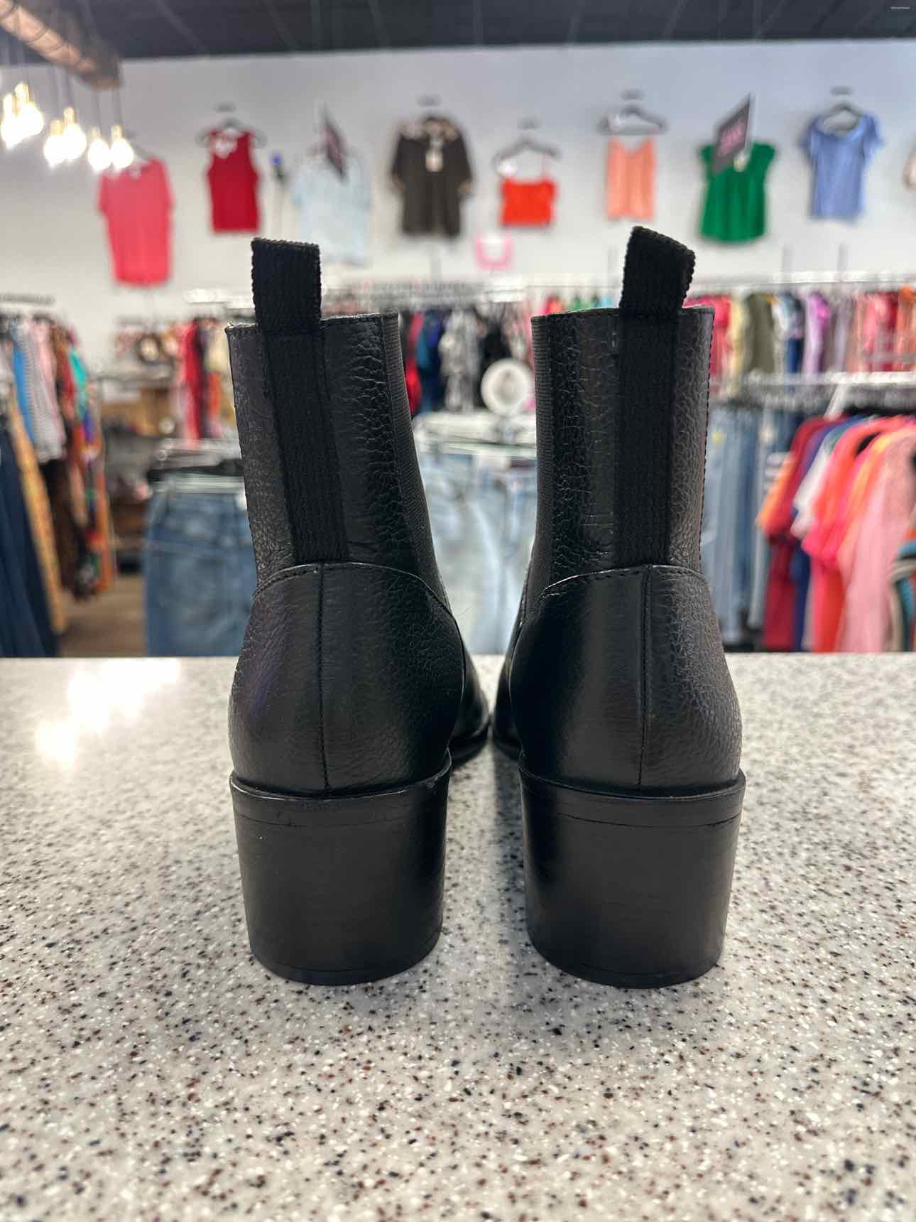 Chinese Laundry 9 1/2 Black Filip Chelsea Boots Pointed Toe Leather Boots NEW