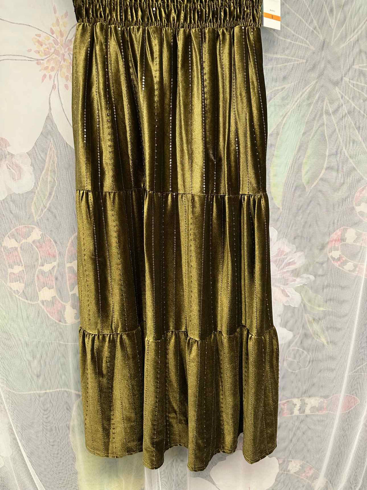 Taylor NWT NEW Velour Sequin Short Sleeve Maxi Size Small Olive Smock Dress