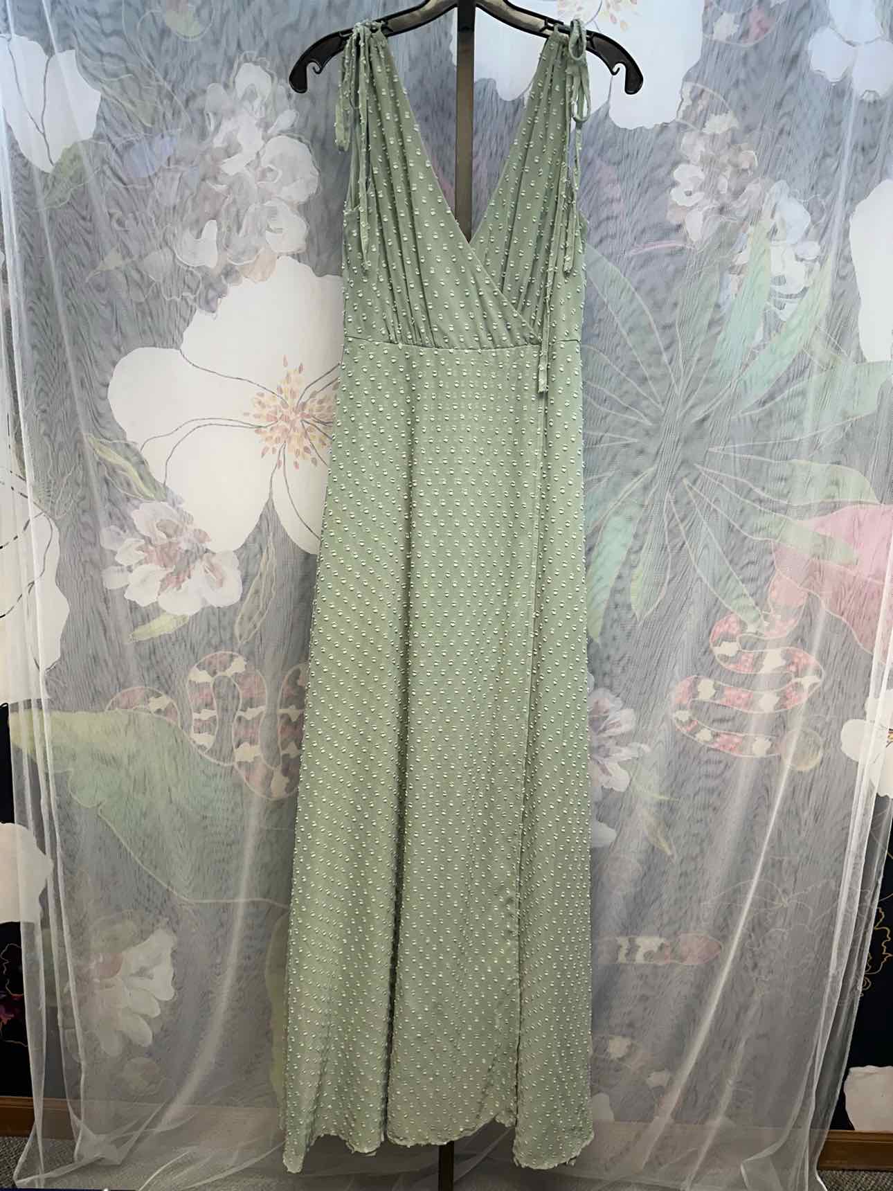 Lulus Size Small Sage Formal Swiss Dot Sleeveless Long Dress