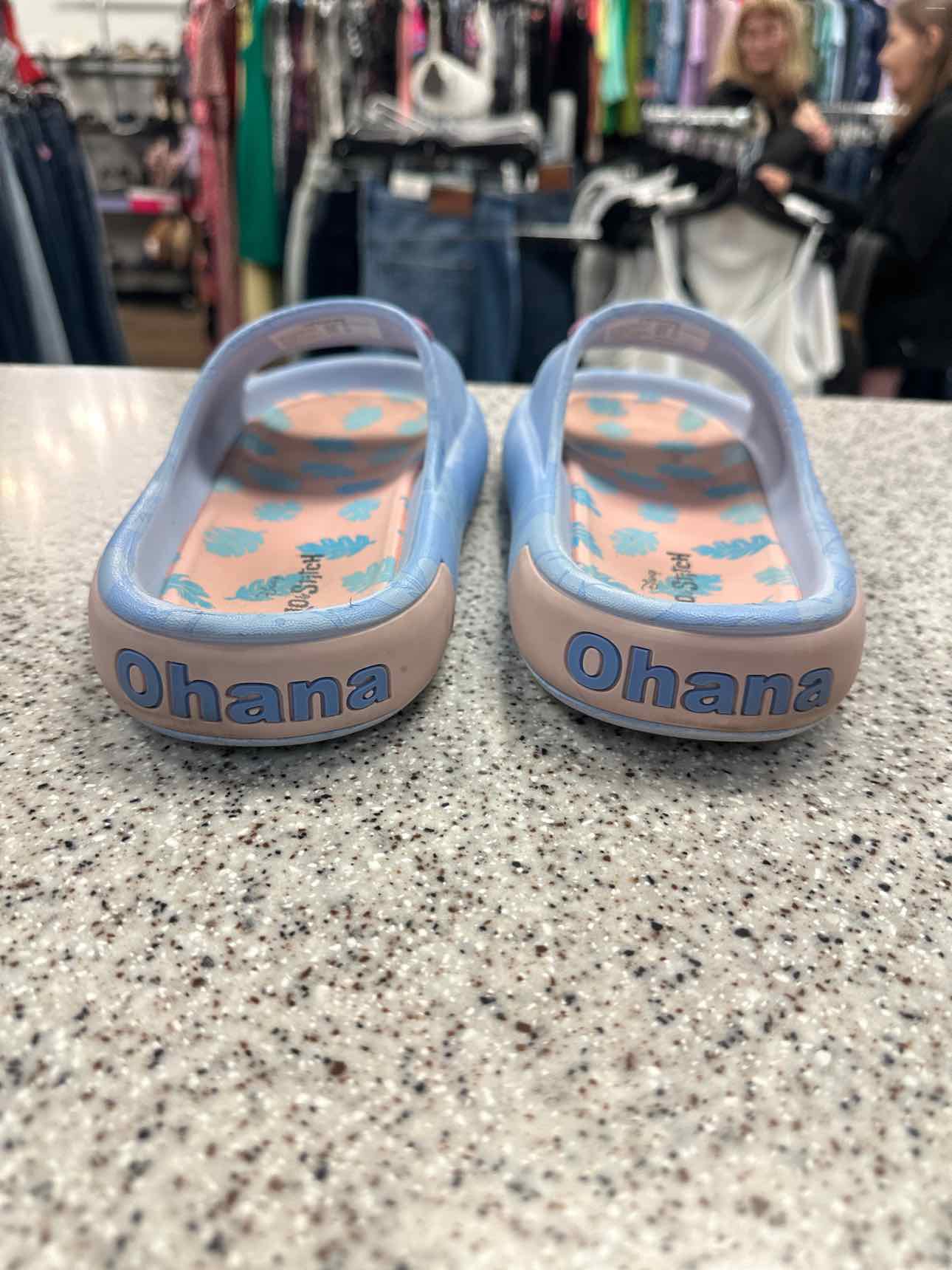 Disney Size 7 Light blue sandal