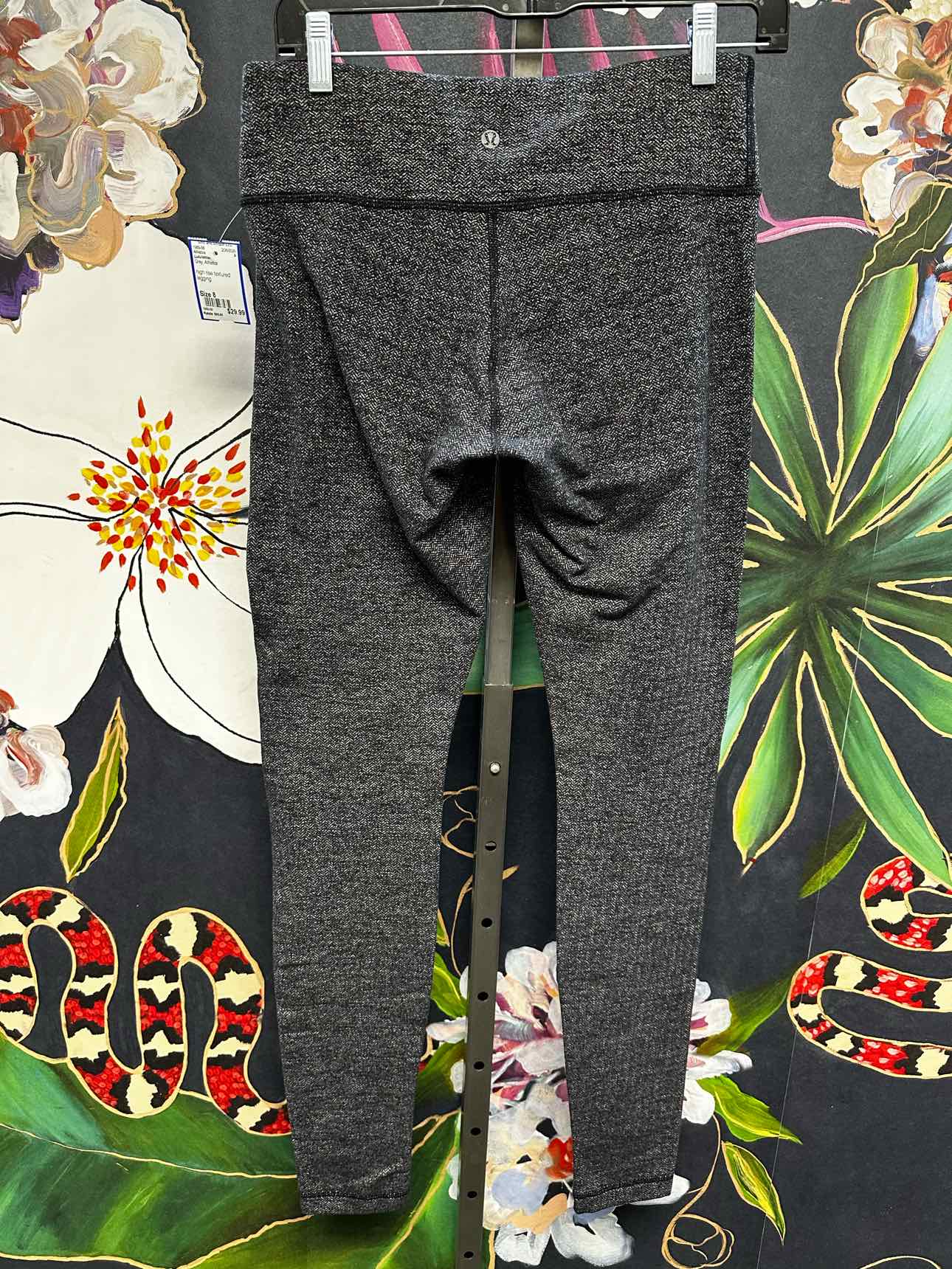 Lululemon Size 8 High Waist Chevron Long Leggings Pants Charcoal Grey Athletics