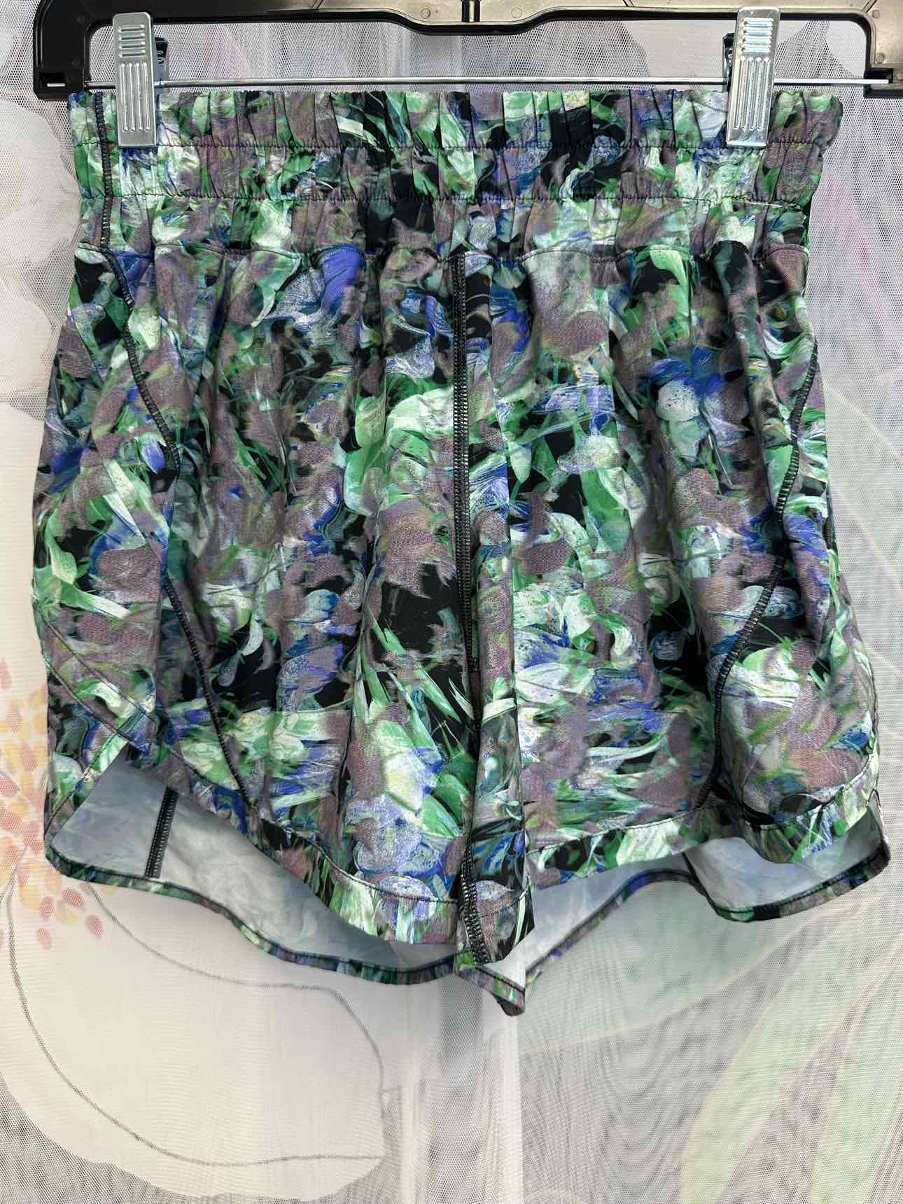 Lululemon Speed Up High Rise 5" Inseam Size 4 Green/Grey Athletic Shorts
