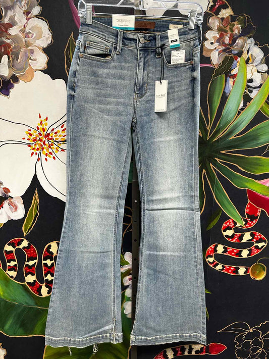 Judy Blue Jeans REGULAR INSEAM, Mid Rise Flare