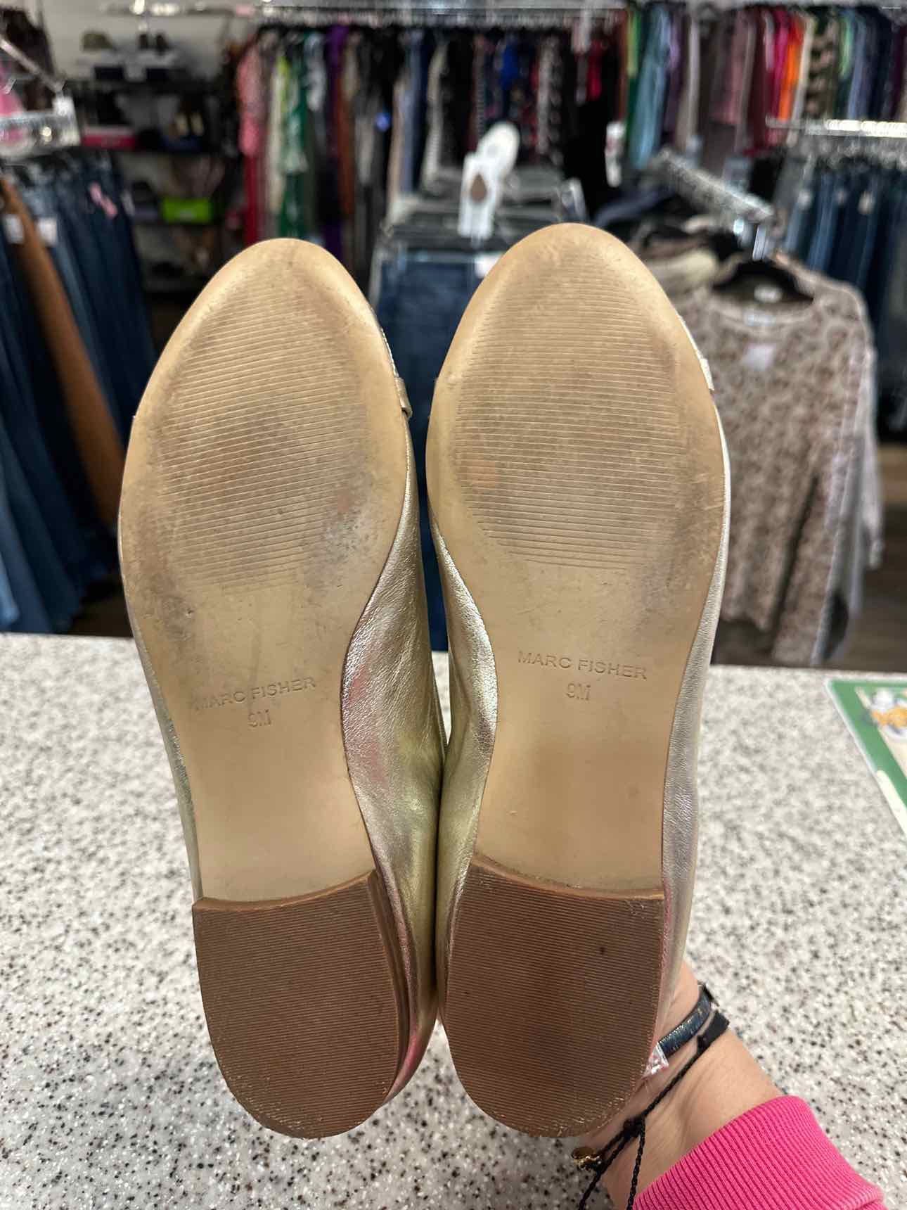 Marc Fisher Size 9 GOLD Shoes