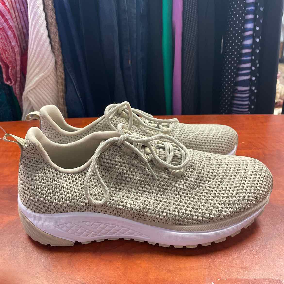 Propet Tour Knitted Women's Walking Sneakers Size 9