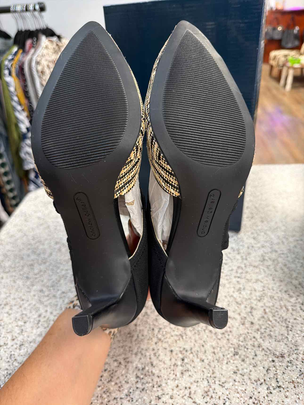 Andrew Geller Size 9 NEW Women's Geometric Woven Stretchy Strap Black Tan sandal