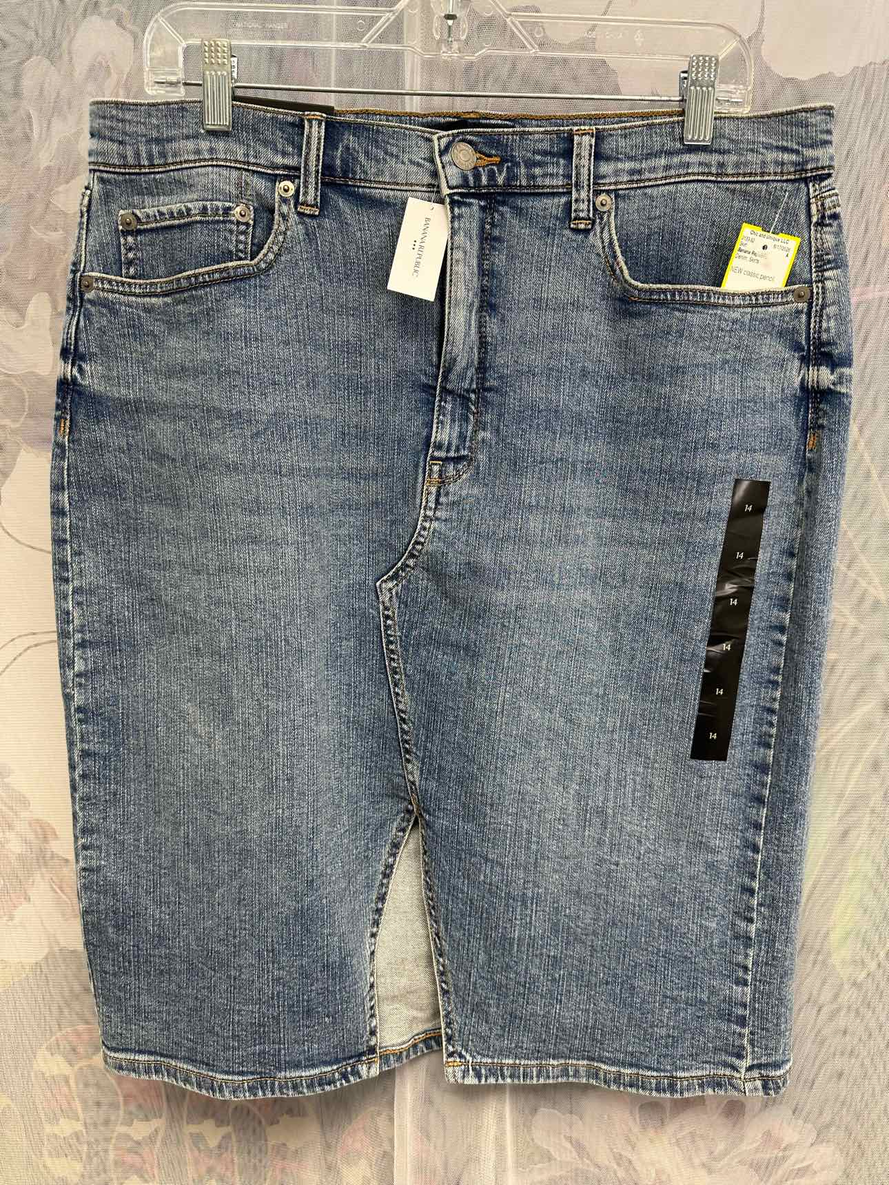 Banana Republic NEW NWT Size 14 Classic Pencil Stretch Denim Skirt