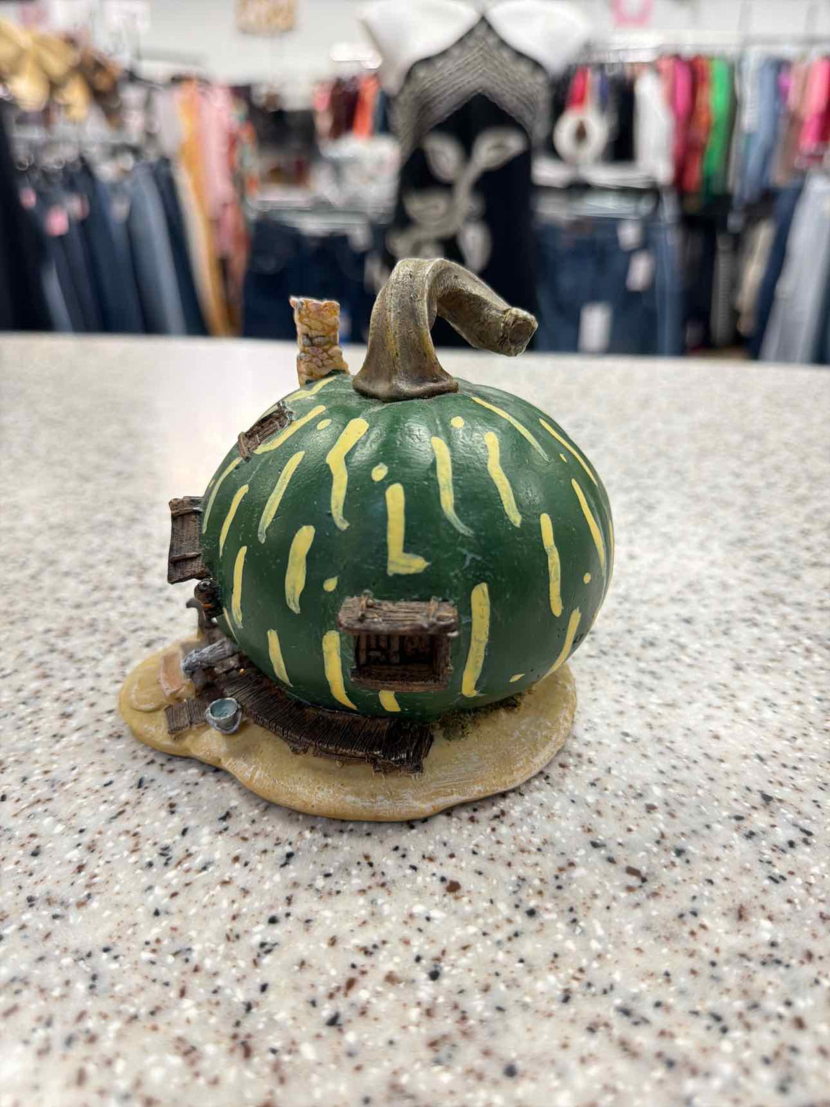 Top Collection Resin Miniature Green Gourd Fairy House Statue Home Decor