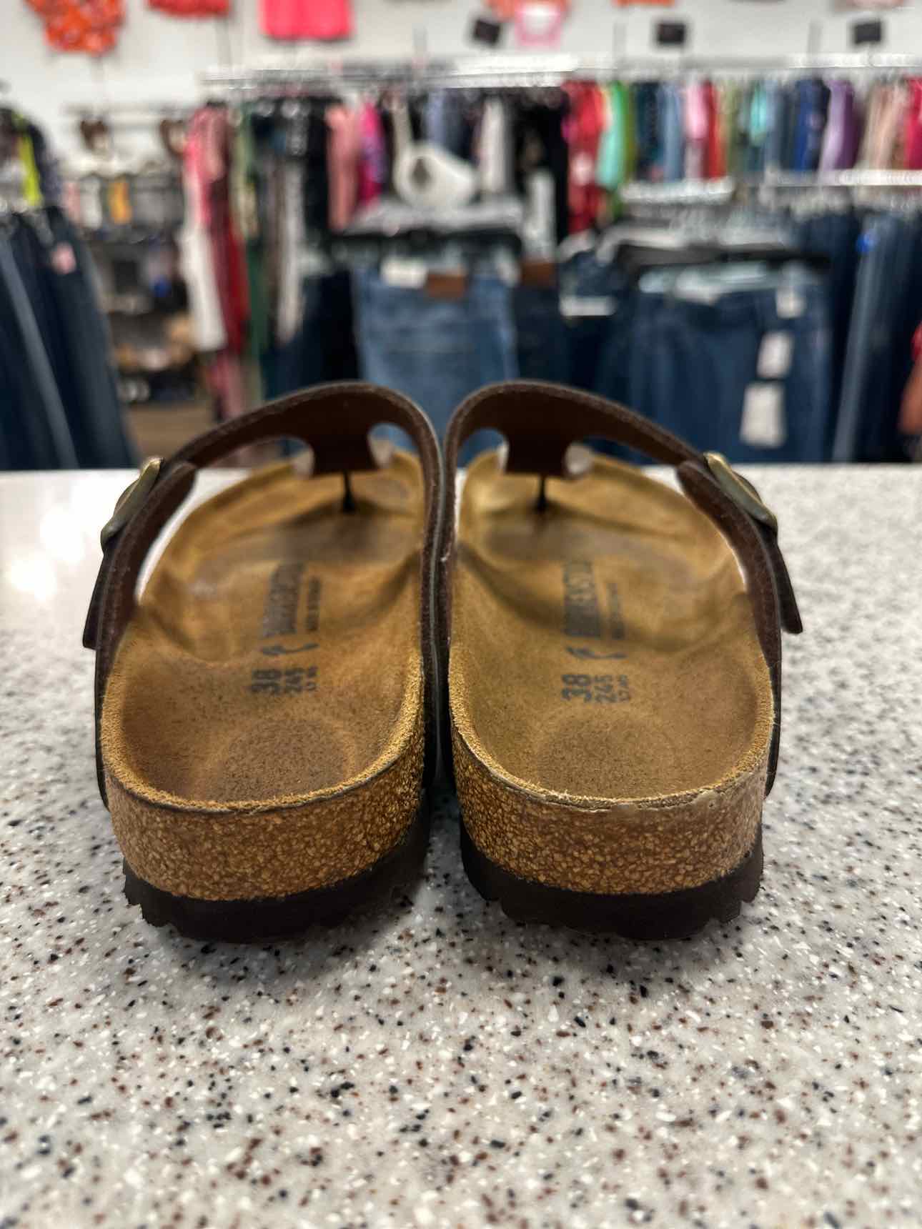 Birkenstock Size 38 Golden Brown Narrow Gizeh Classic Thong Sandal