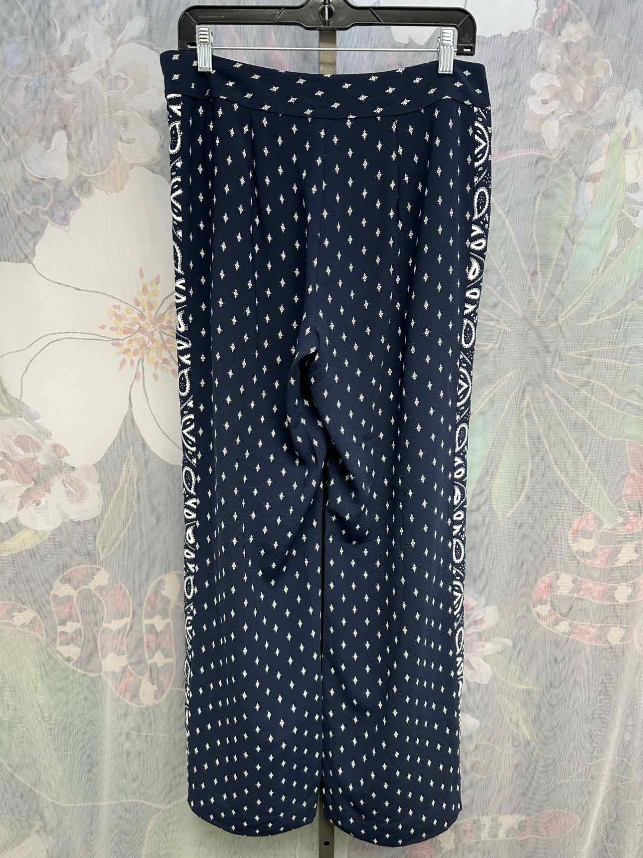 Cabi Size 6 Navy Pants