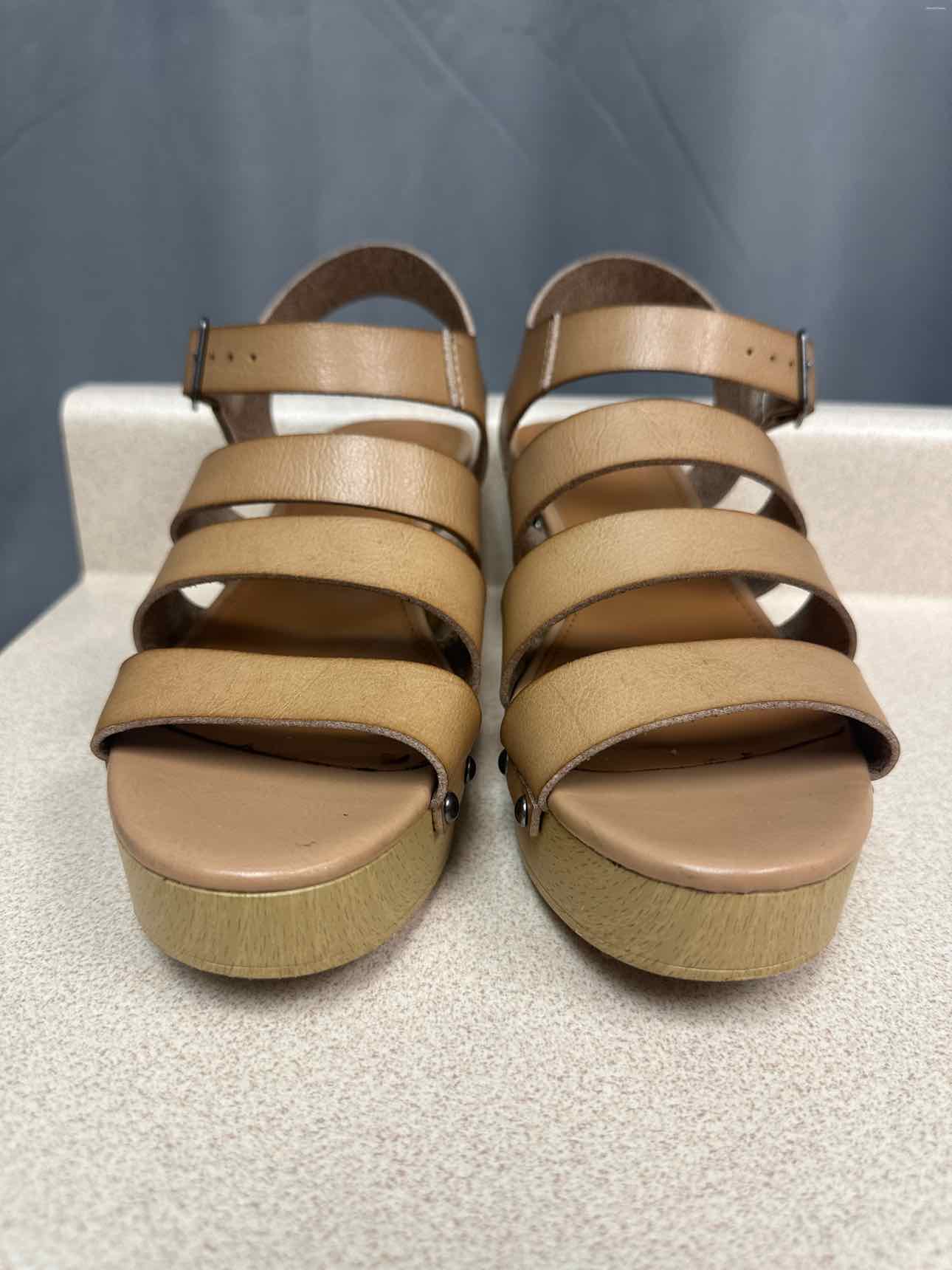 J. Crew Size 7 1/2 Tan sandal