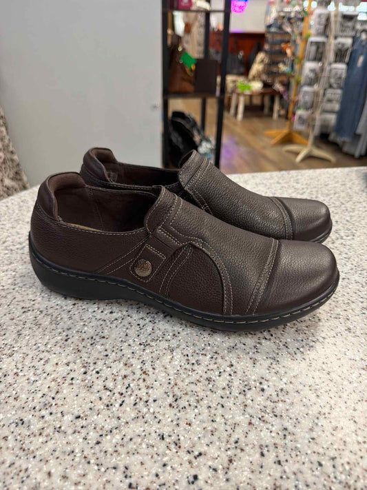 Clarks Size 9 Cora Poppy tumbled leather slip-on loafers Dark Brown Shoes