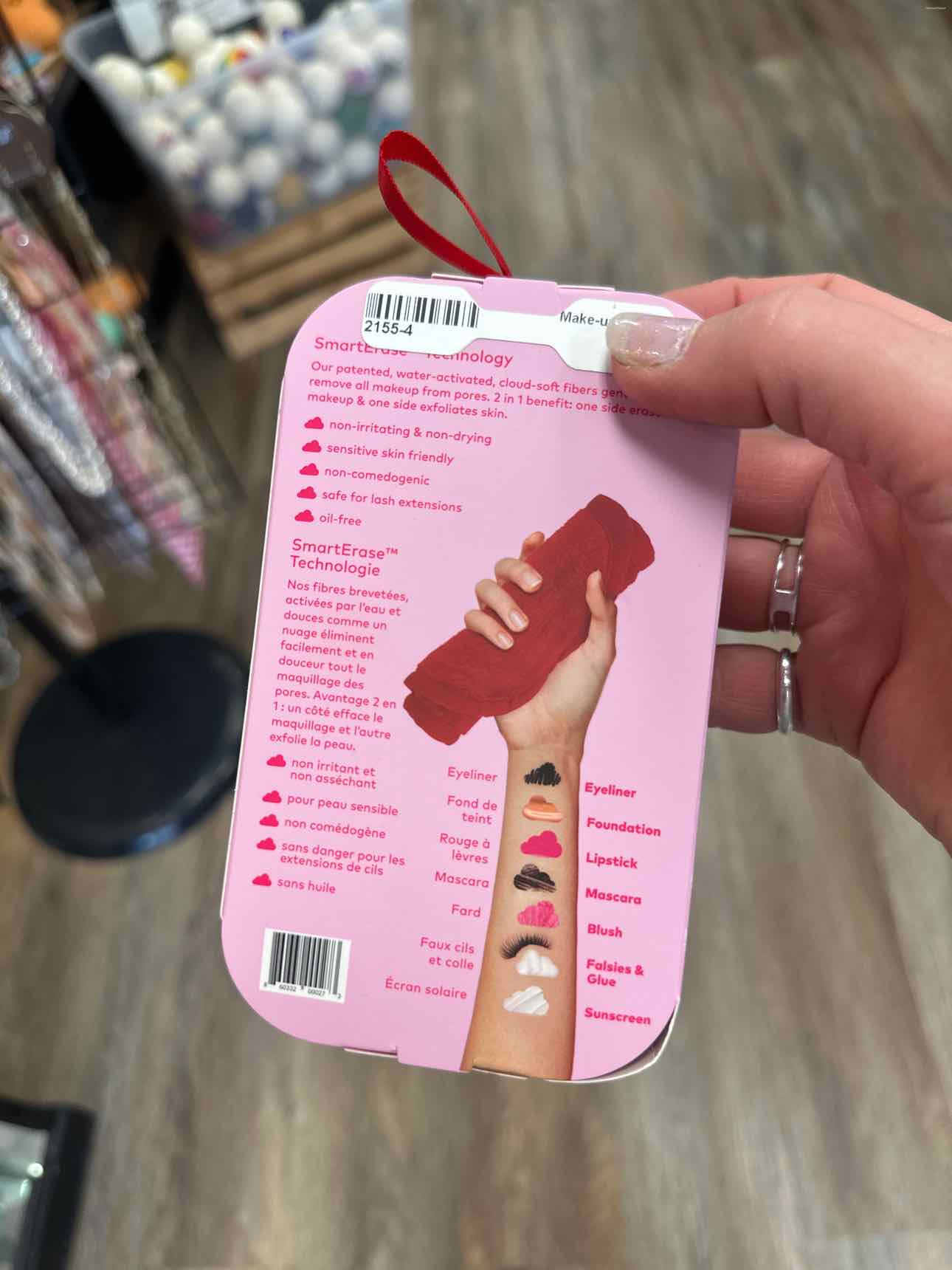 The Original Make Up Eraser Red Pro Size Cloth