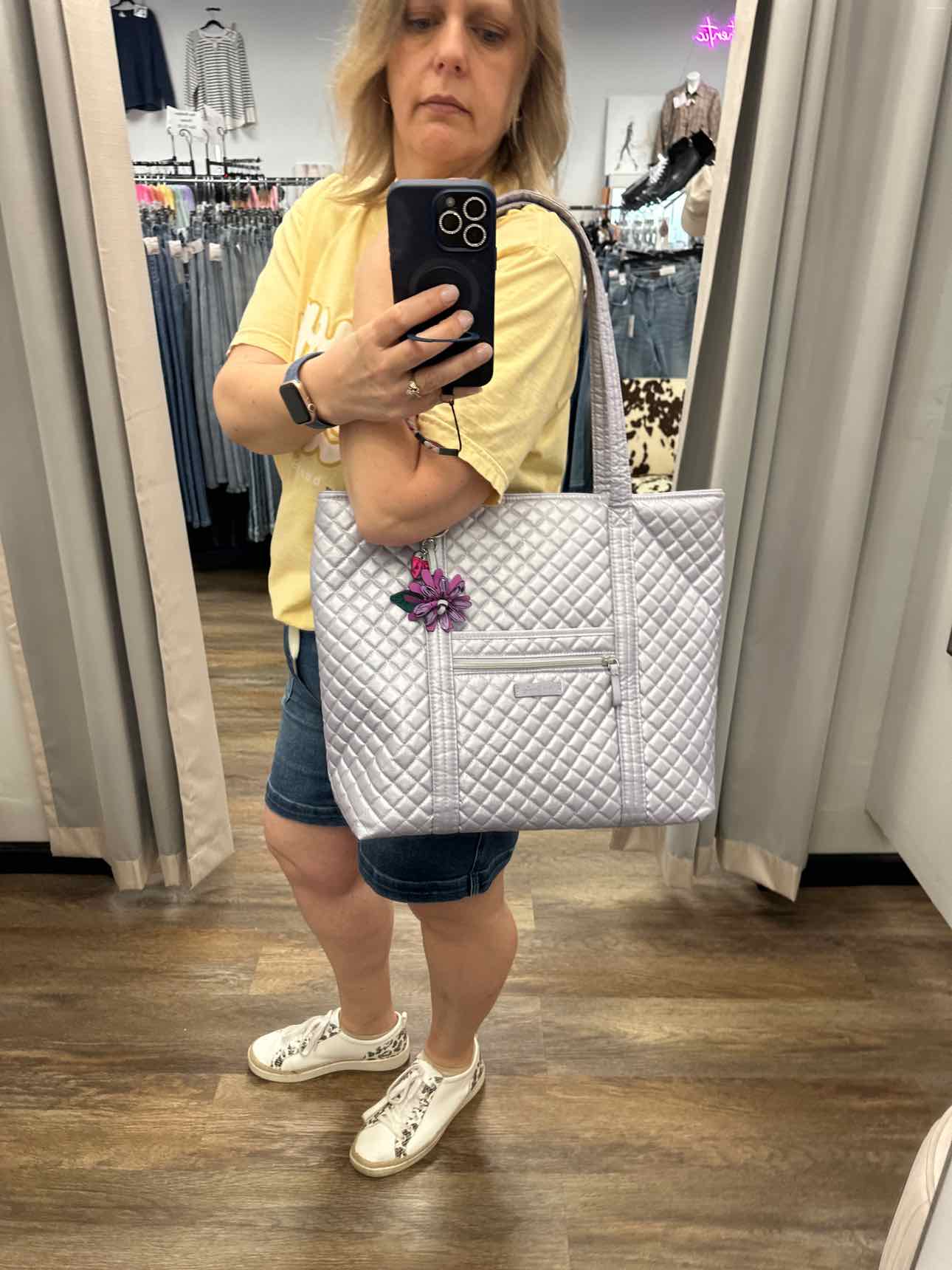 Vera Bradley Size Large Lavender Handbags
