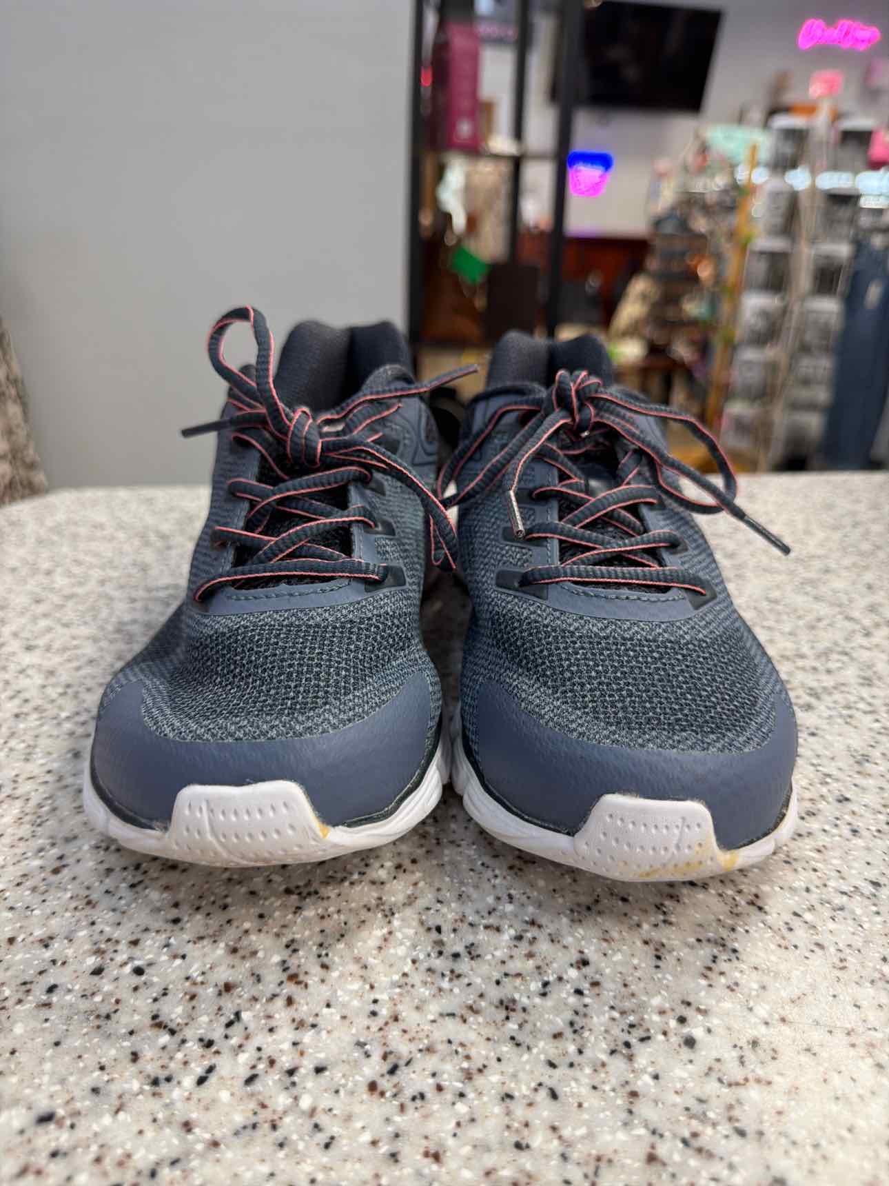 Fila Size 7.5 Exolize Athletic Running Sneakers Gray Orange Sneakers