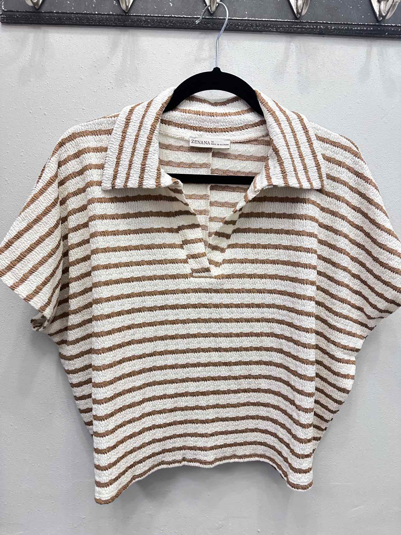 Zenana Size Striped Short Sleeve Collar Cropped Top