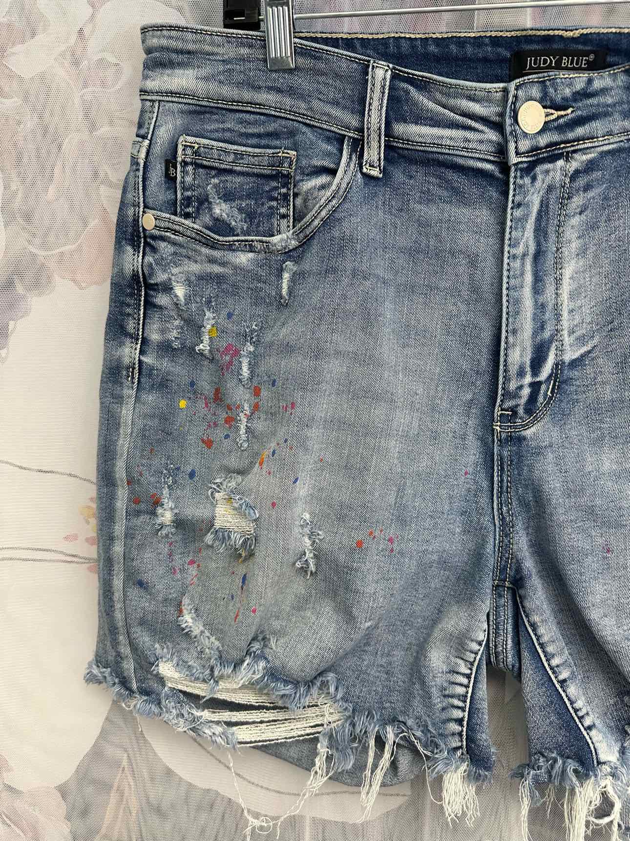 Judy Blue Paint Splatter Distressed Raw Hem Size 1XL Denim Shorts