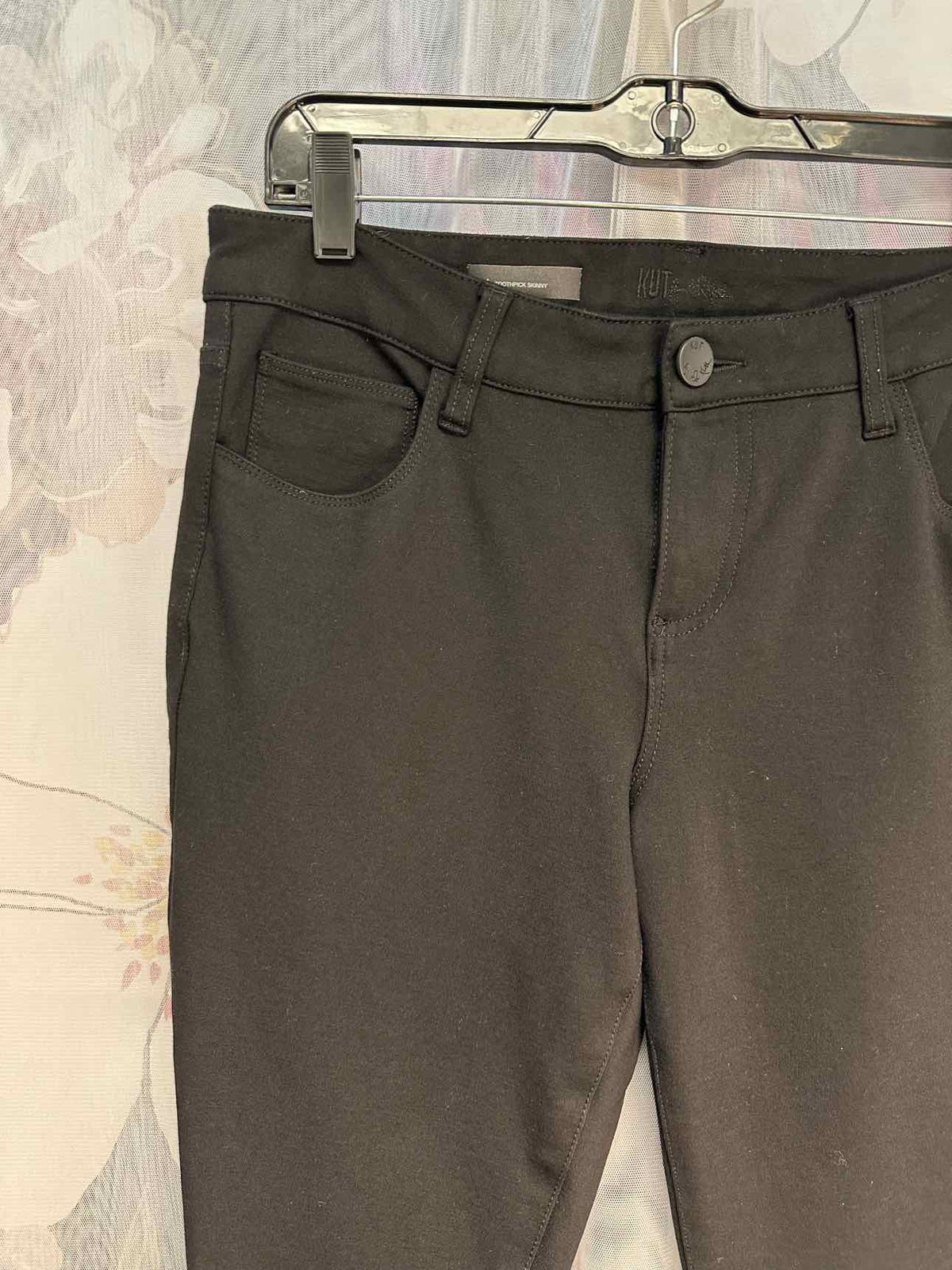 Kut from the Kloth Mia Toothpick Skinny Size 8 Black Pants