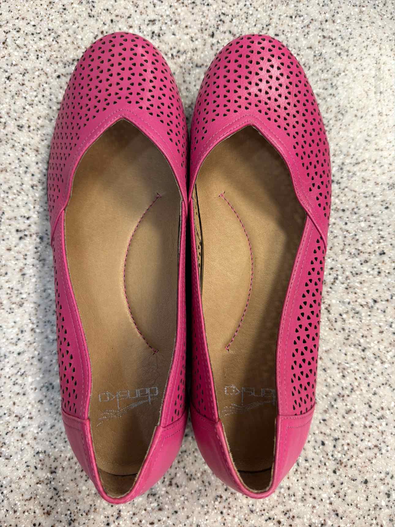 Dansko Size 40 Hot Pink Shoes