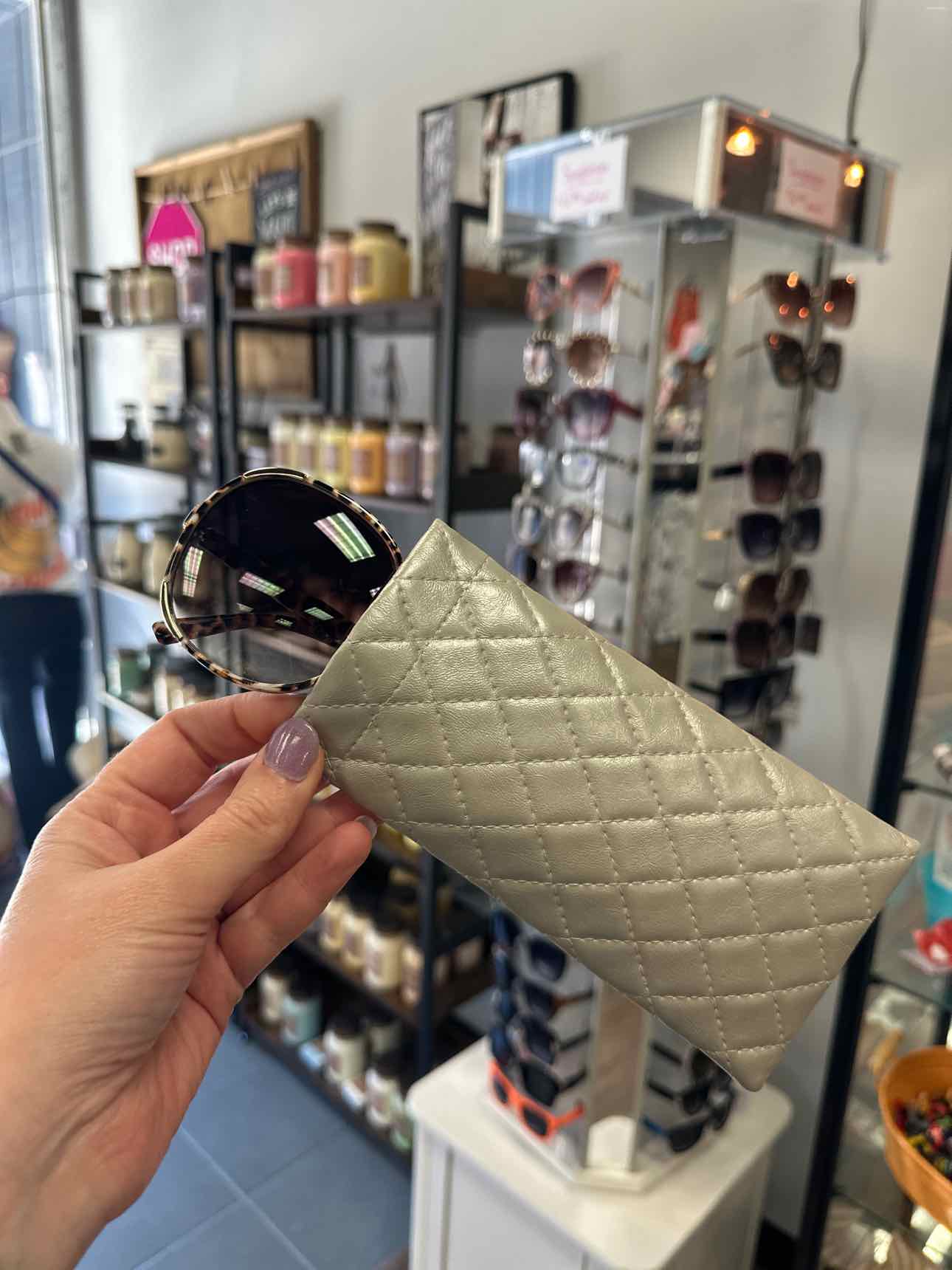 Eyewear Sunglasses Squeeze Top Faux Leather Case