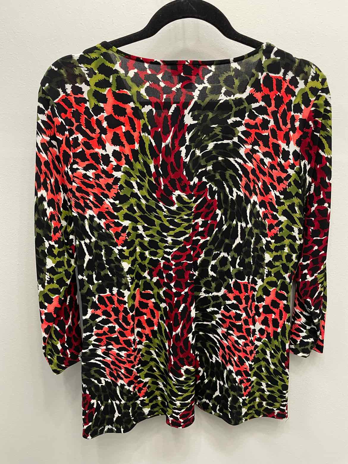 Yvos Size XL Pink/Green Top