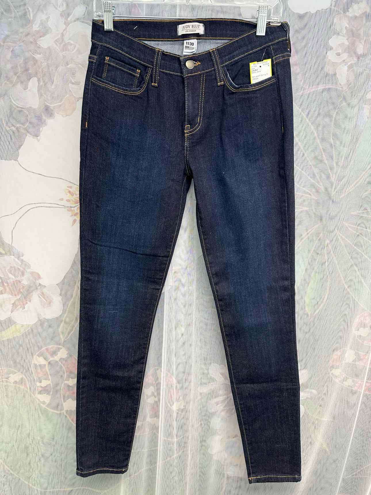 Judy Blue Skinny Fit Dark Wash Size 11/30 Denim Jeans