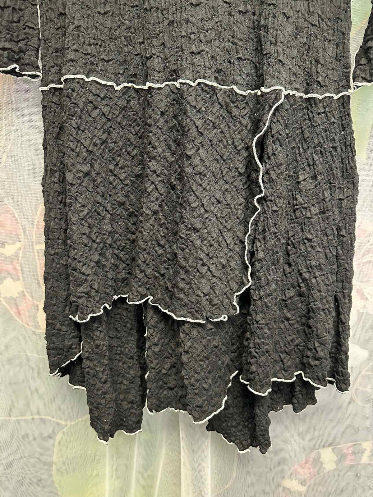 noblu Size Medium Black/white Dress