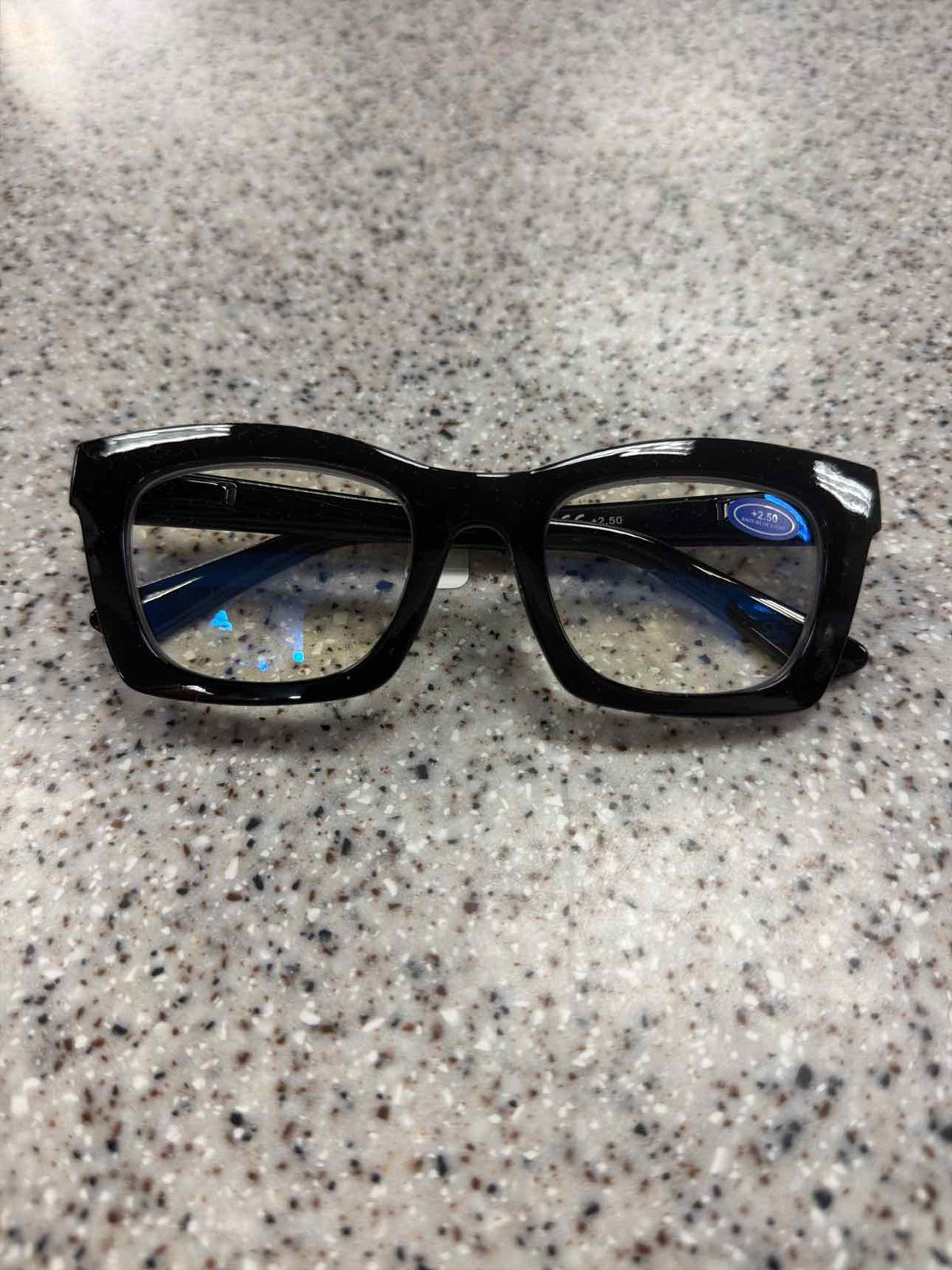 Wayfare Shape Cheater Reader Glasses