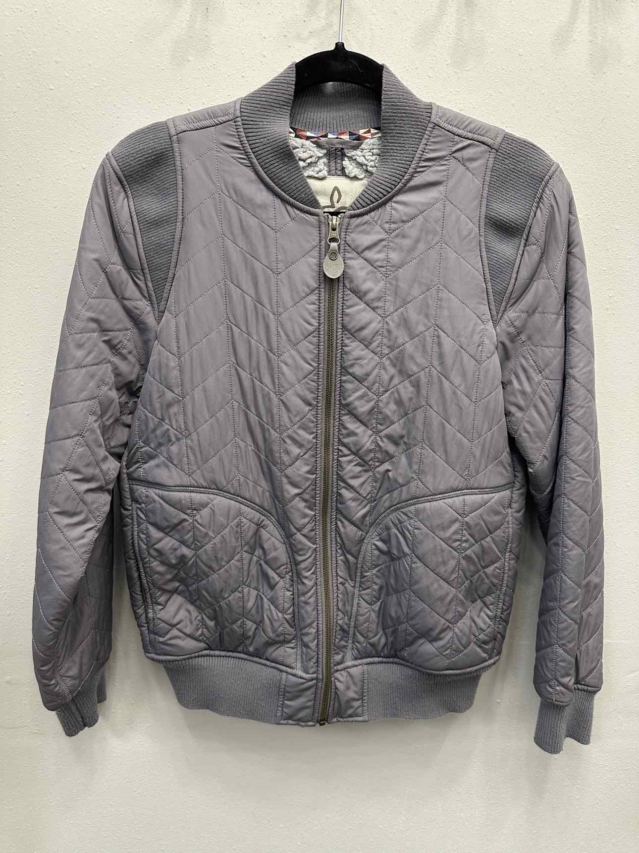 Prana Chevron Quilted Zip Up Bomber Sherpa Lined Size S/M Grey Jacket